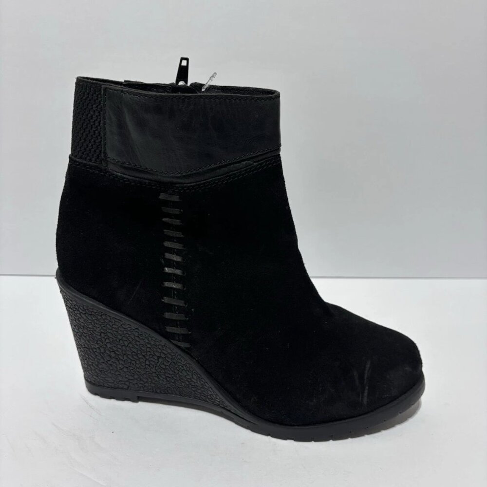 Enjoiya Women’s Black Wedge Ankle Bootie, Size 9 M